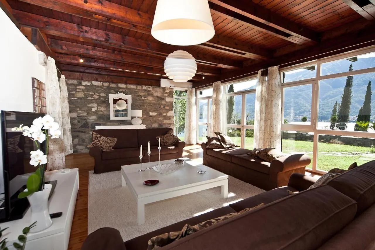 Villa Meraviglia - Villa With Breathtaking Lake Como Views Colico 0*,  Ιταλία